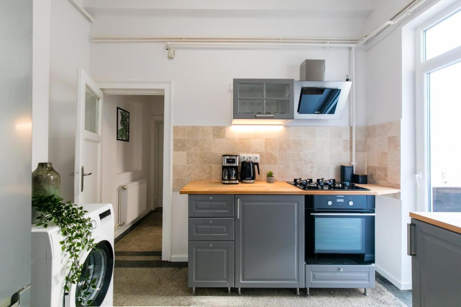 Heart Of The City - Cozy Apartments In Prime Location ブカレスト 部屋 写真
