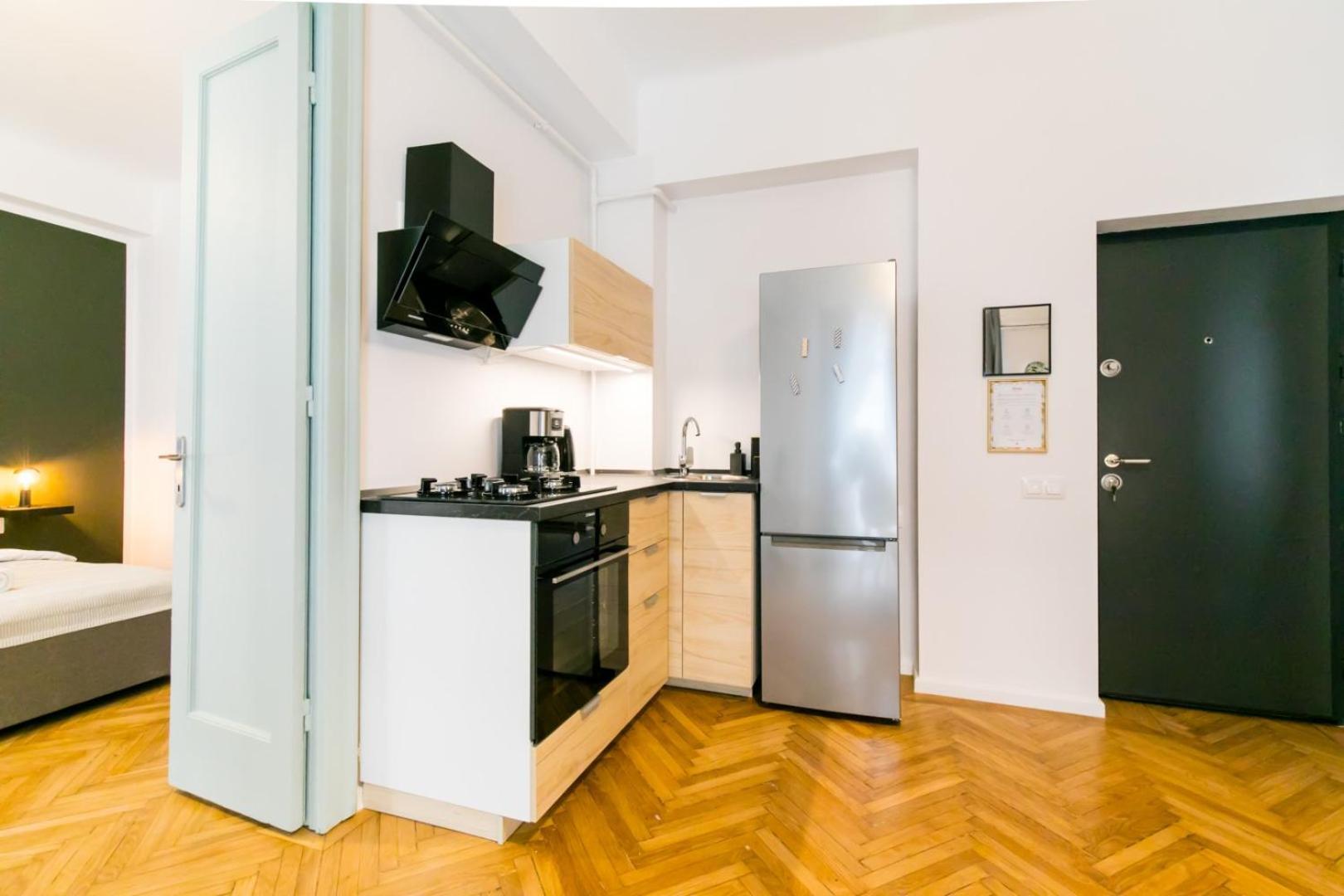 Heart Of The City - Cozy Apartments In Prime Location ブカレスト 部屋 写真